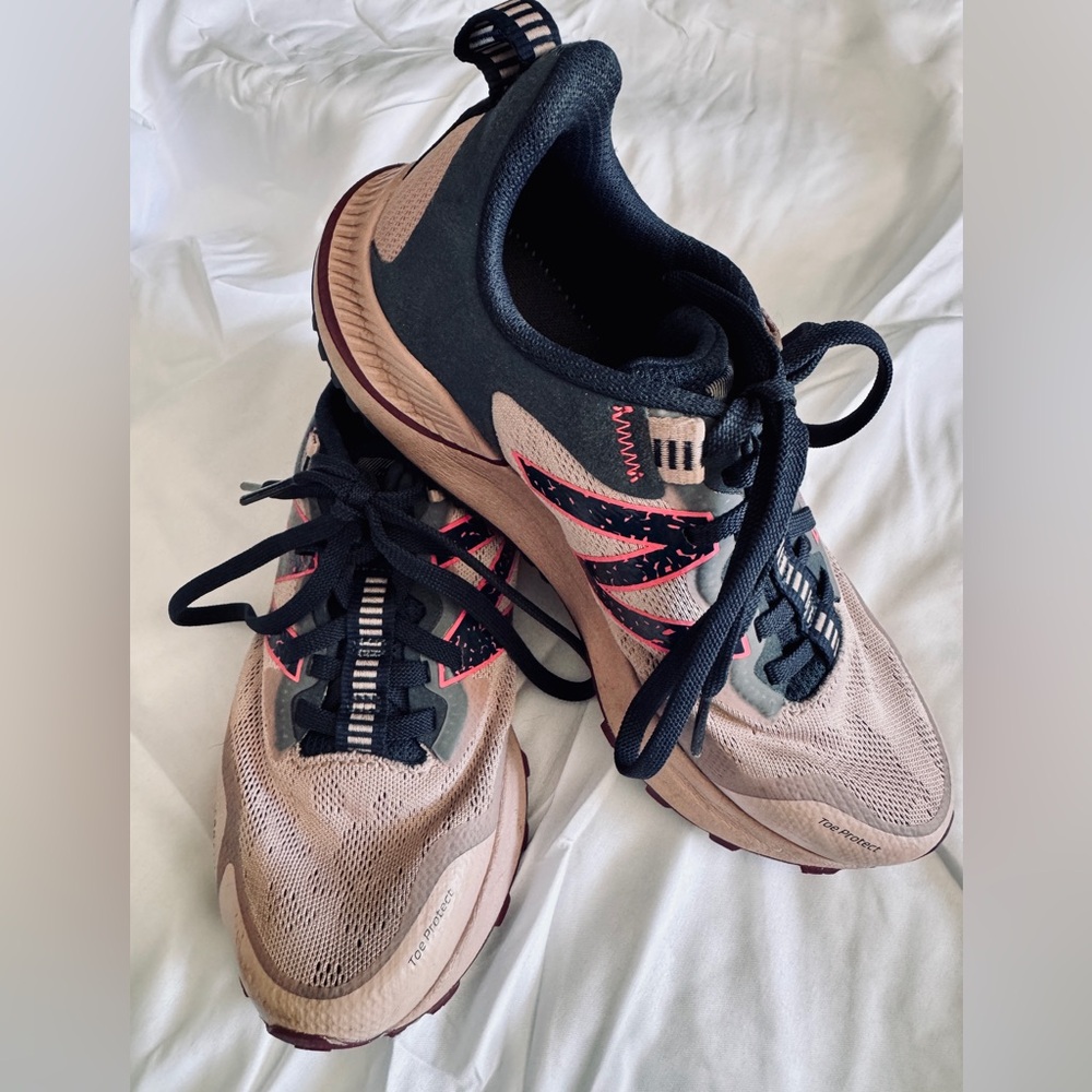 New Balance Women’s Trail Running Sneakers